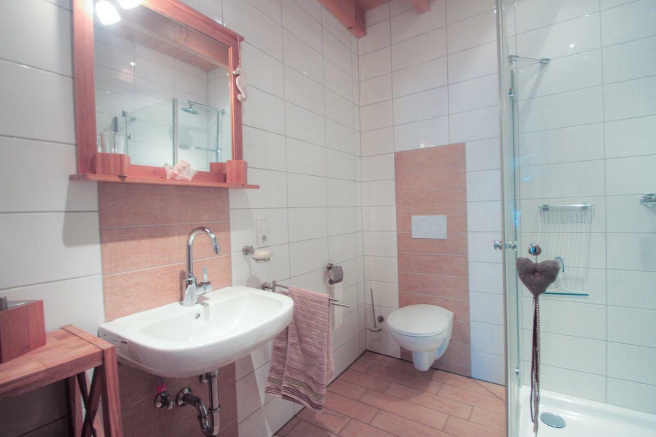 Landambiente Hage Apartment Halbemond Bagian luar foto